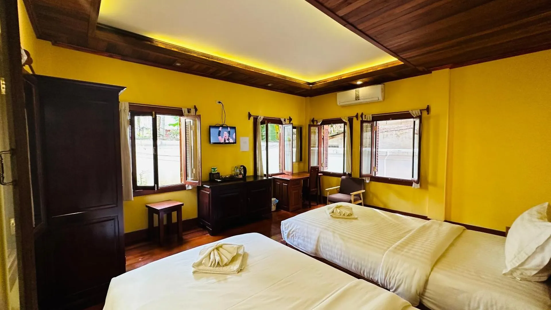 Villa Phonethip Mekong Riverside Luang Prabang Hotel