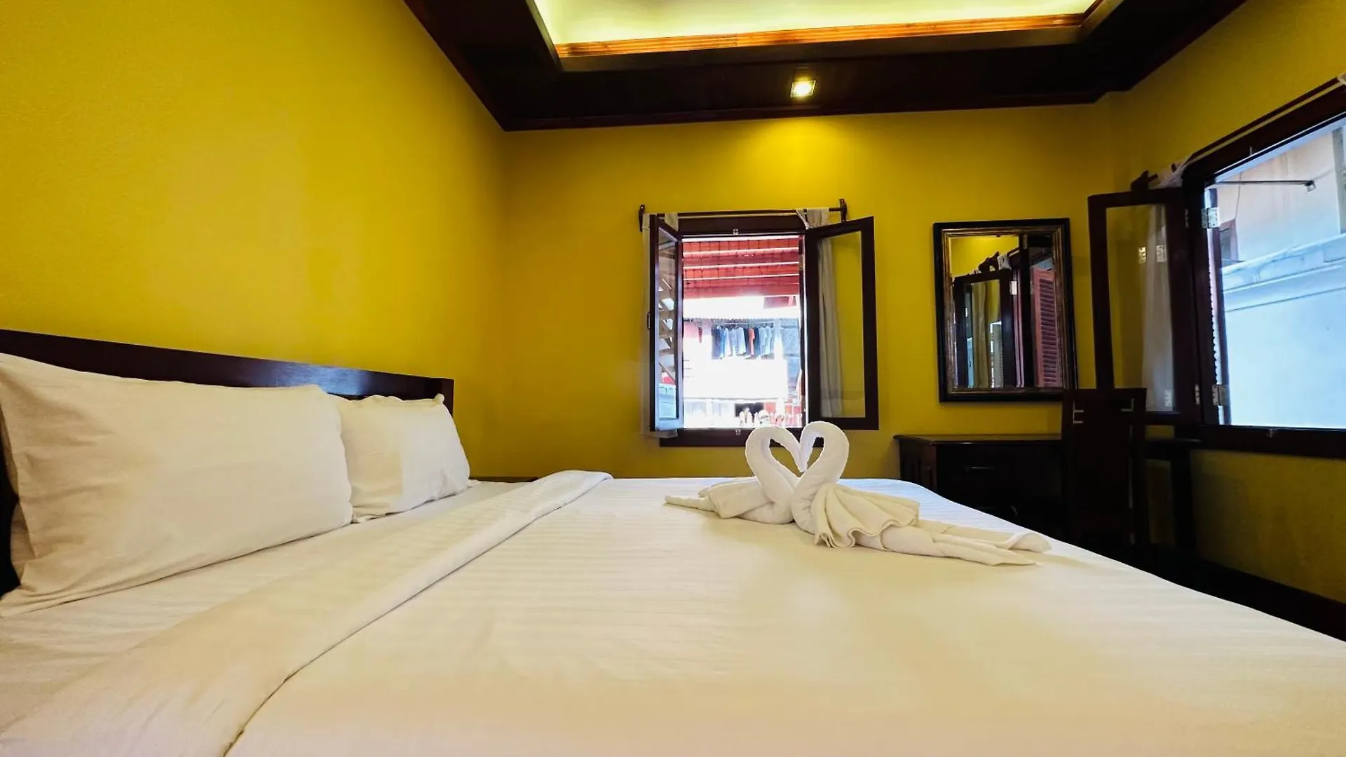 Villa Phonethip Mekong Riverside Luang Prabang