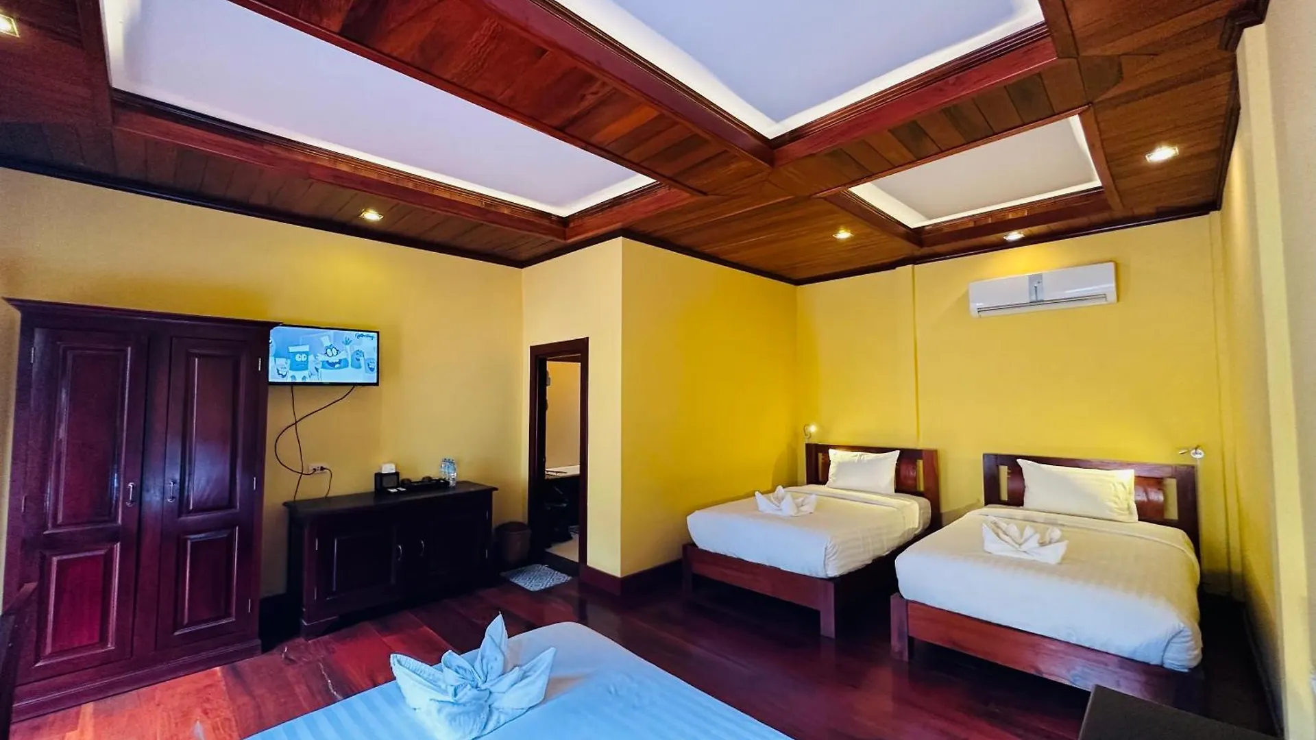 Villa Phonethip Mekong Riverside Luang Prabang 3*,