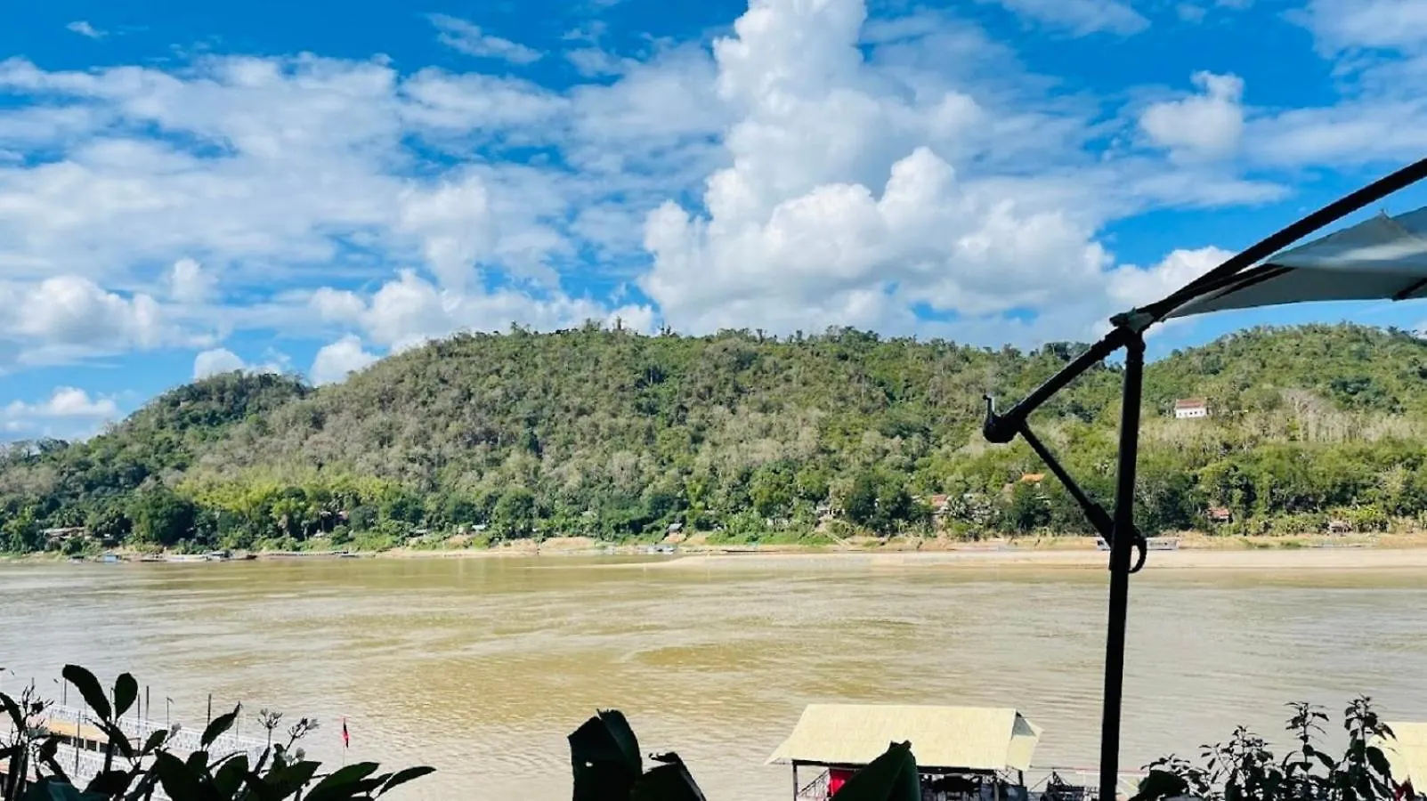 *** Hotel Villa Phonethip Mekong Riverside Luang Prabang Laos