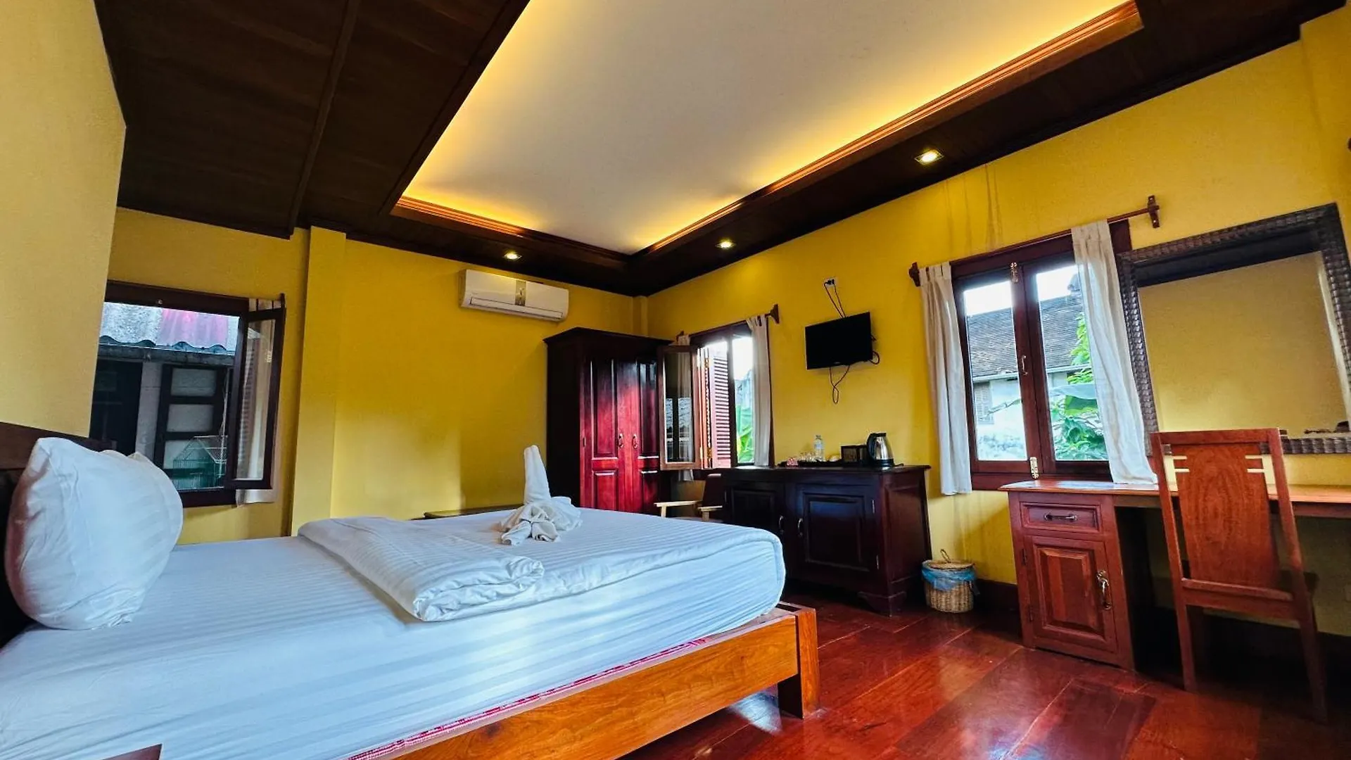 Villa Phonethip Mekong Riverside Luang Prabang Hotel
